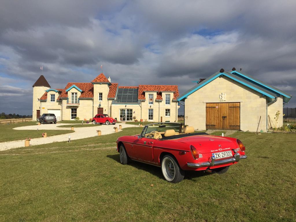 La Petite France Βίλα Parnowo Εξωτερικό φωτογραφία